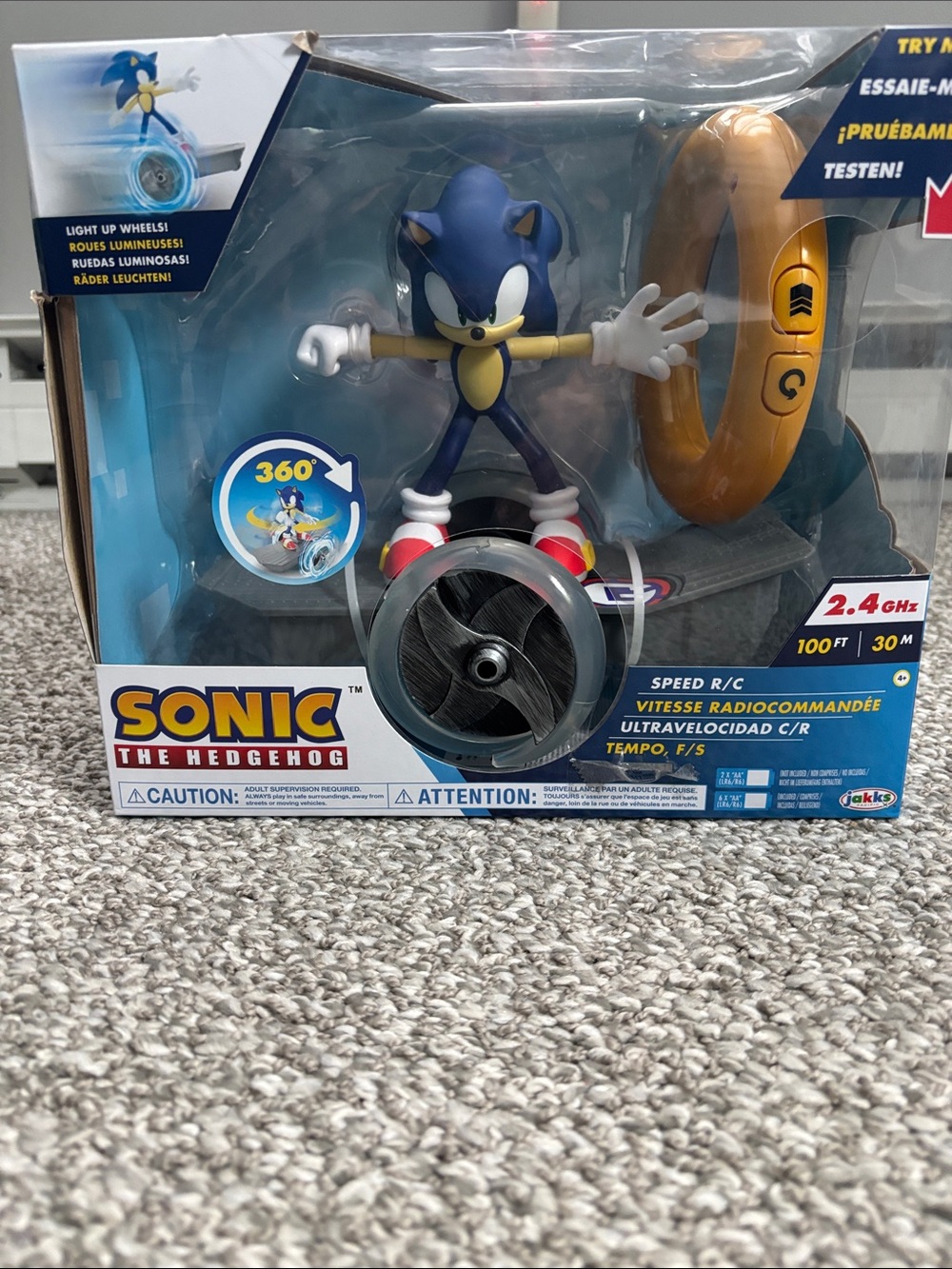 Sonic The Hedgehog Speed Feature RC Vehicle with Detachable Sonic Action Figure